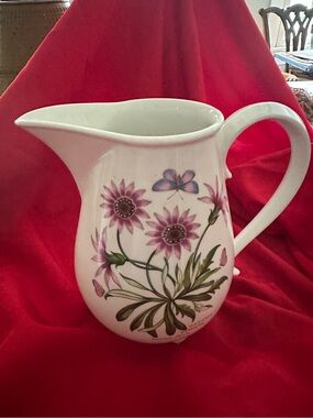 Botanic Garden by Portmeirion Ceramic Floral Pitcher 2 QT.